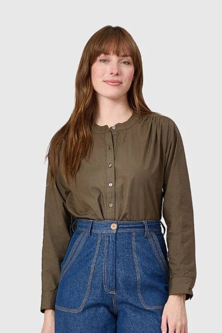 Livro Bradley Shirt Pine Green Long Sleeve L NEW Minimalist Cabincore Office